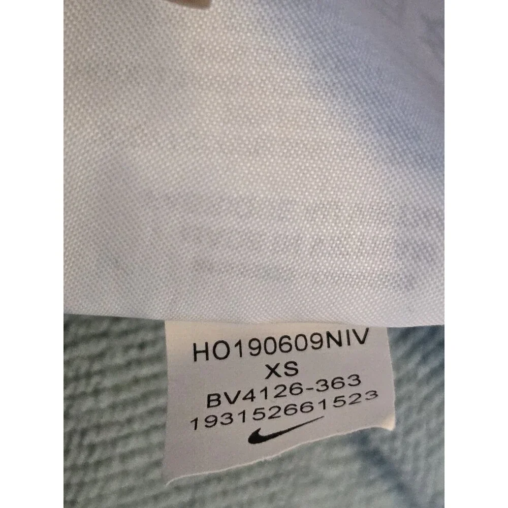 Nike Hoodie Womens‎ XS Gray Essential Fleece Swoosh Kangaroo Pocket Activewear